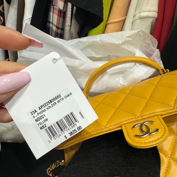 Chanel top handle phone holder with chain - Picture 8 of 8